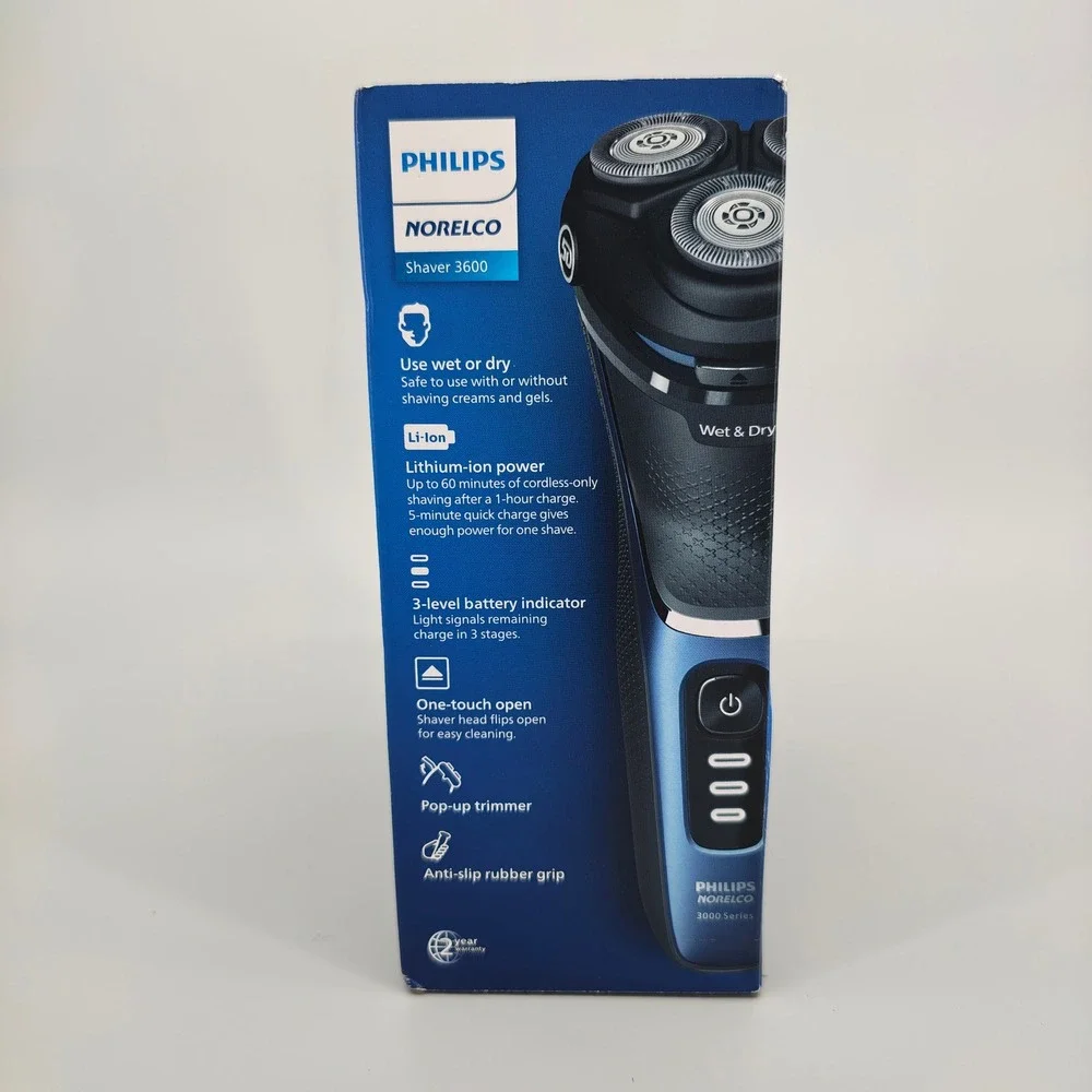 Philips Norelco Shaver 3600 Wet & Dry Electric Shaver 3000 Series Blue S3212/82